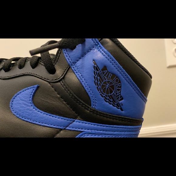 ❌SOLD❌ Jordan 1 Royal - Picture 5 of 8